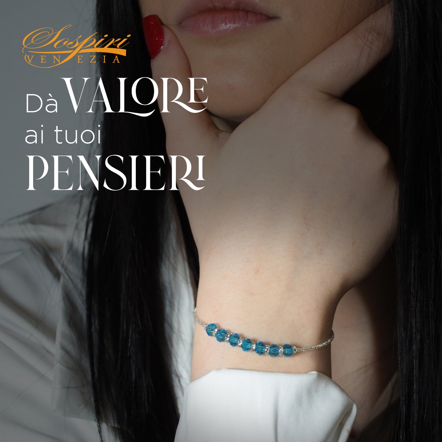 bracciale-gioiello-perle-vetro-cristallo-boemia-azzurro-argento-sospiri-venezia-decoro-doge-singolo-fashion-idea-regalo-elegante-indossato-modella