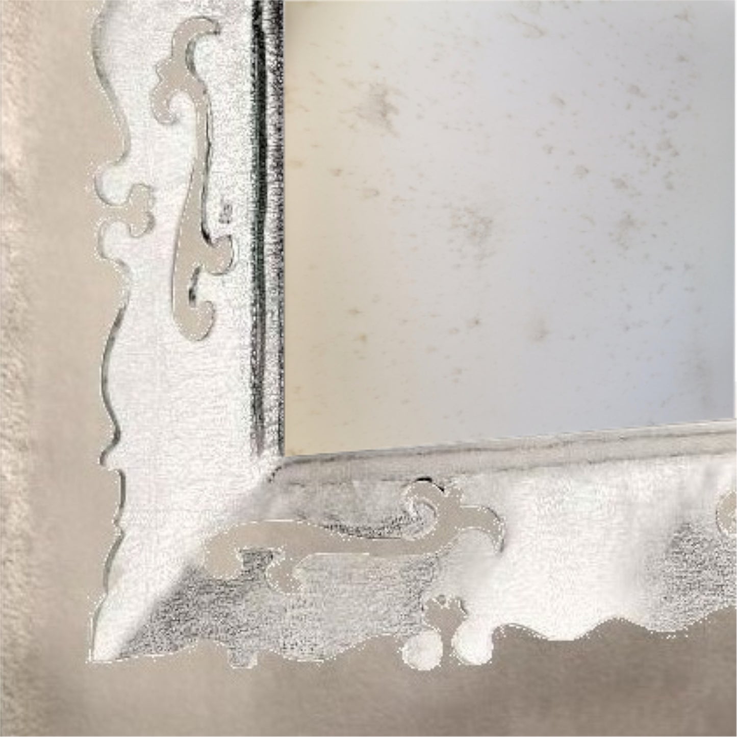 Specchiera da parete rettangolare in vetro Fusione decoro BUCINTORO Platino cm. 60x80